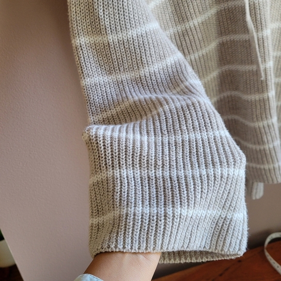 Old Navy Women's Shaker Knit Lace Up Sweater Beige/White Stripes M Bell SLEEVES - Picture 8 of 11